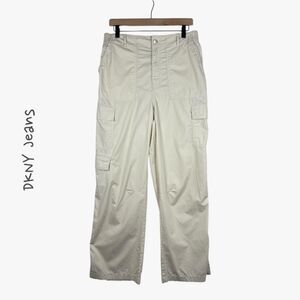 DKNY Jeans Women's Elastic Waist Cargo Pants in Cream Size M Streetwear